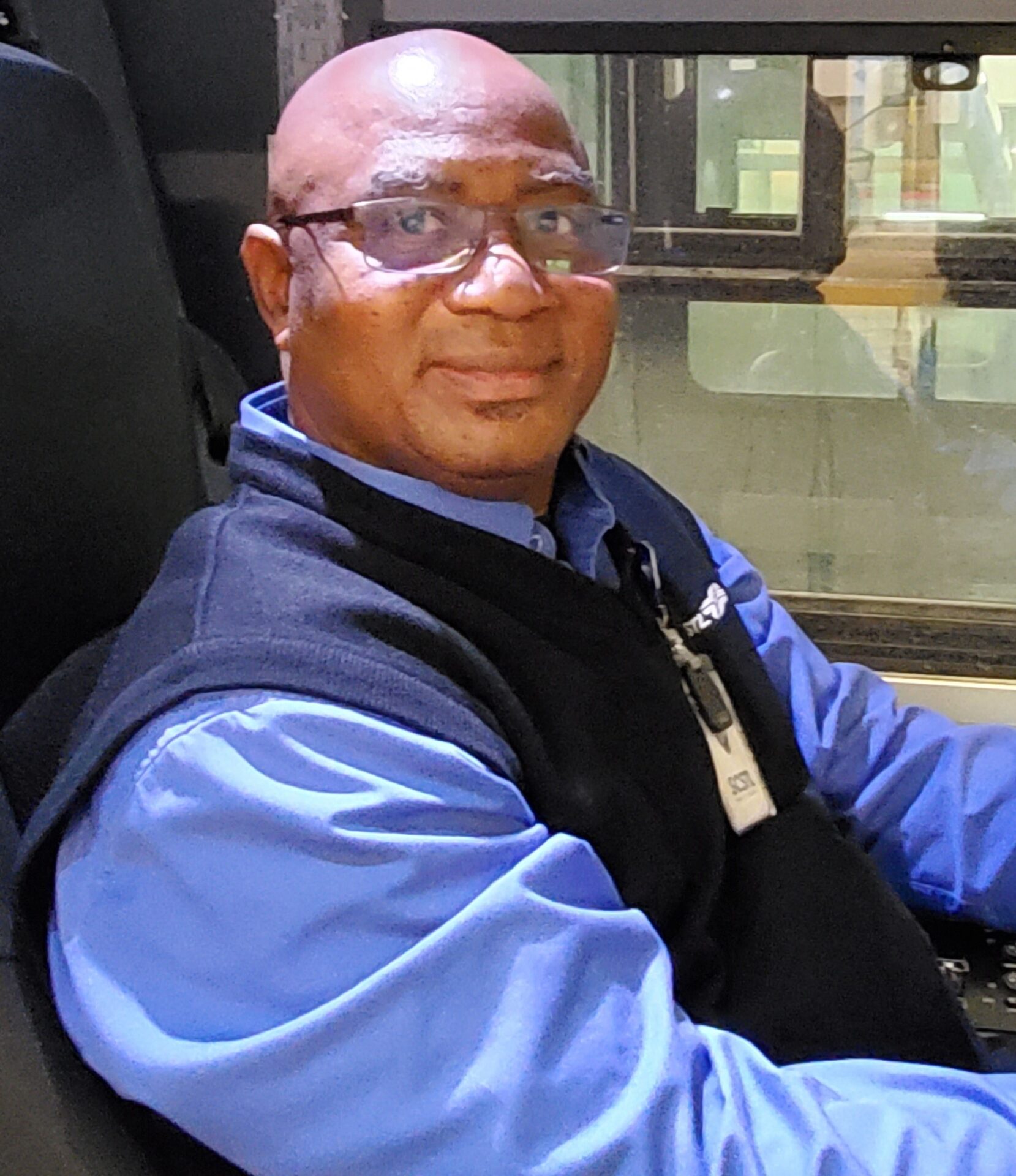 2023-03-02 Hommage au retraité Mutombo Mundadi